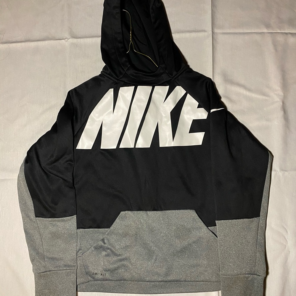NIKE DRI-FIT YOUTH HOODIE